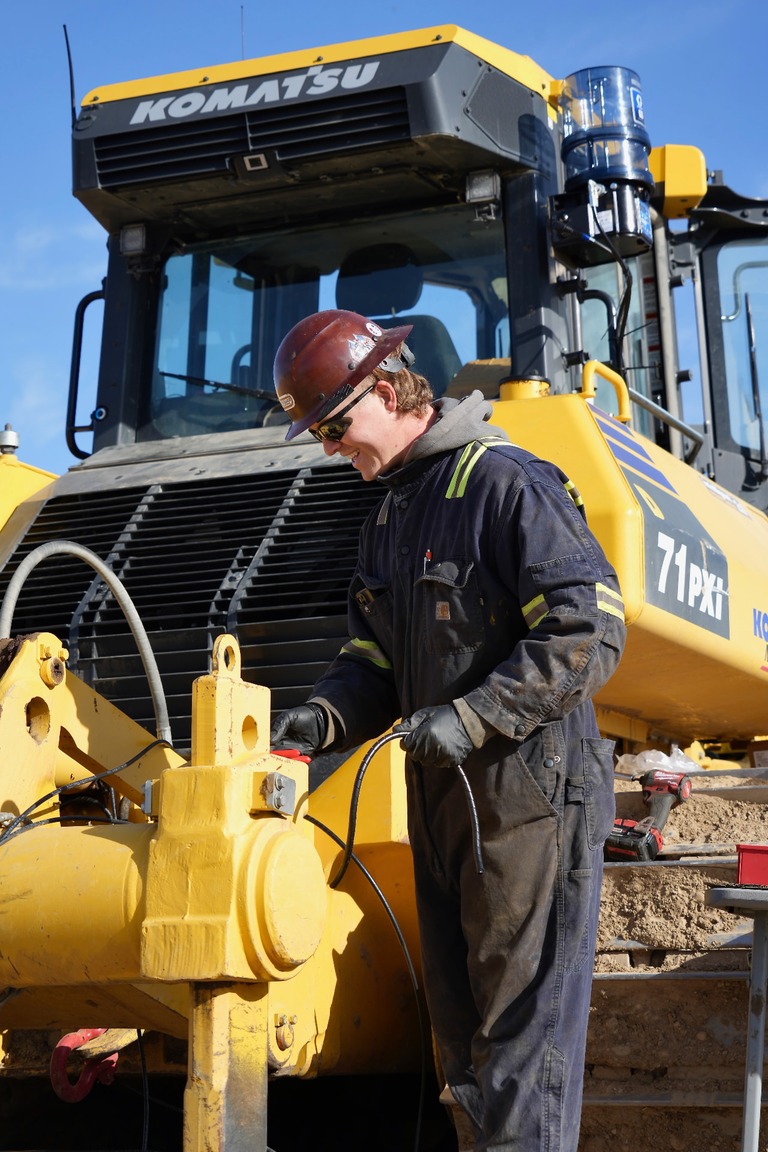 Automatic lubrication lines on heavy equipment
